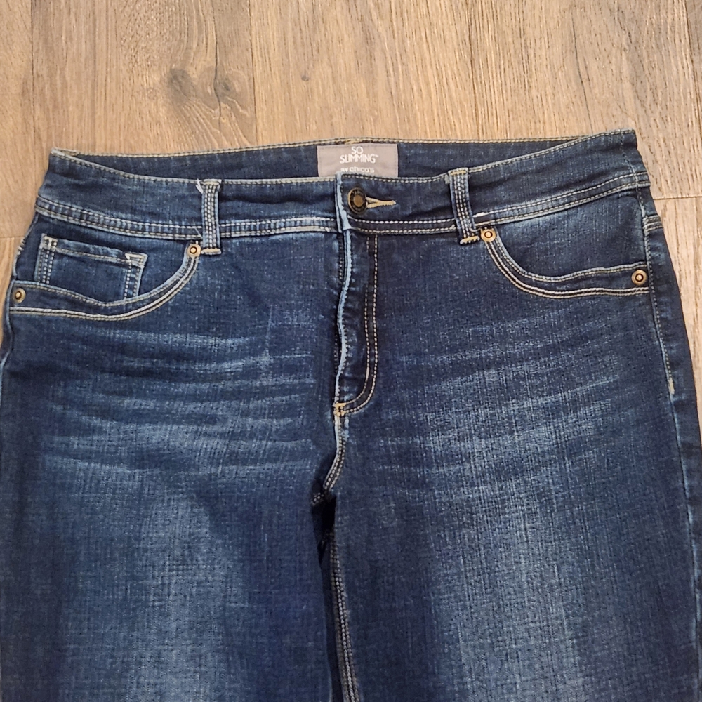 Chicos Women's Indigo Flare Jeans Size 1 (Medium 8-10) - Picture 2 of 7